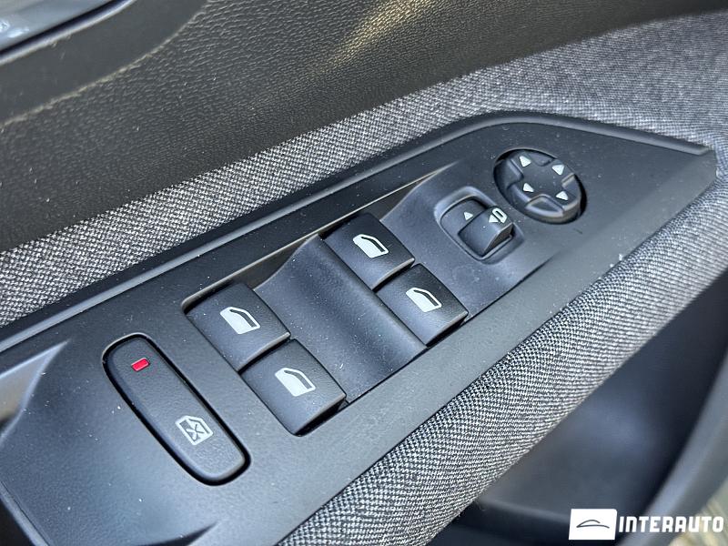 Peugeot 5008 18 peugeot 5008 2019