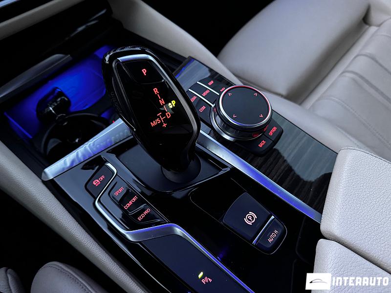 BMW 530 16 bmw 530 2018