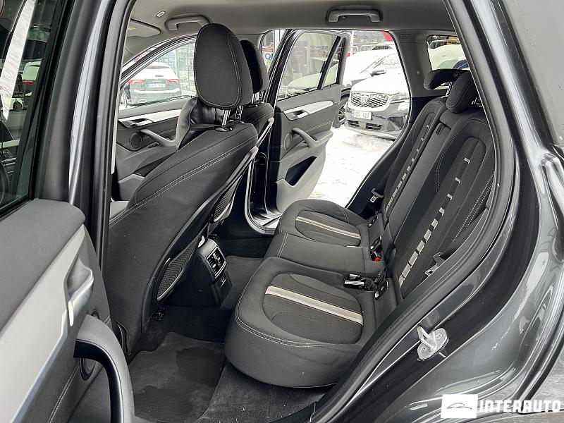 BMW X1 1.6D 12 bmw x1 1.6d 2019