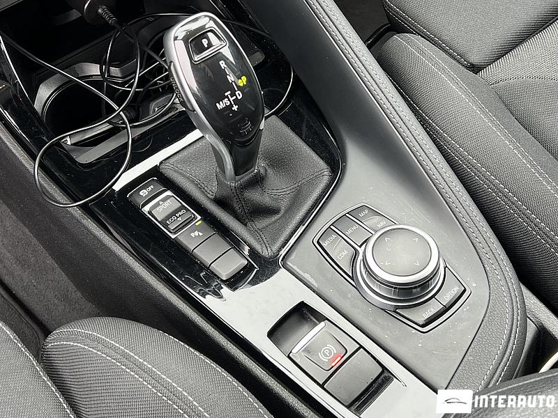 BMW X1 1.6D 11 bmw x1 1.6d 2019