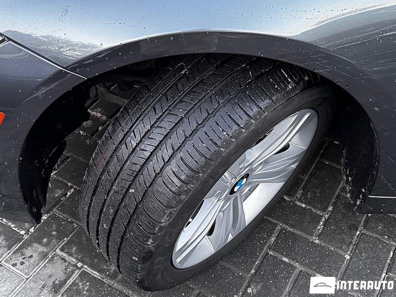 BMW 330 23 bmw 330 2018