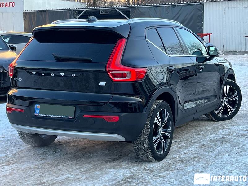 Volvo XC 40 2 volvo xc 40 2021
