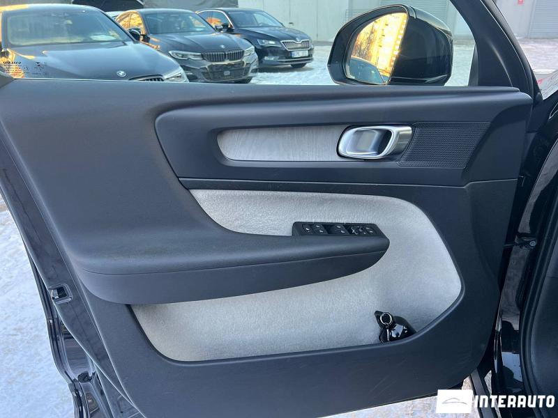 Volvo XC 40 8 volvo xc 40 2021