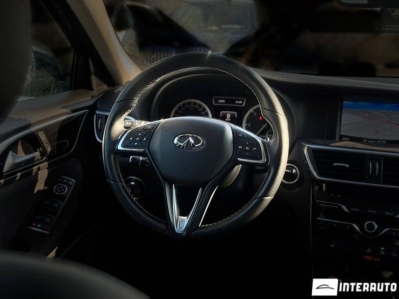 Infiniti Q30 7 infiniti q30 2016