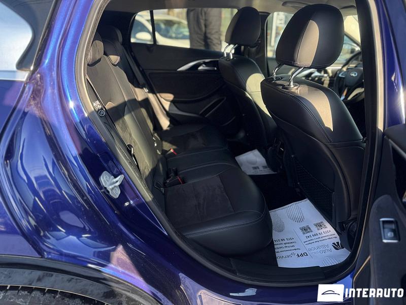 Infiniti Q30 16 infiniti q30 2016