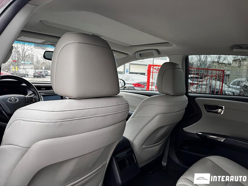 Toyota Avalon 15 toyota avalon 2015