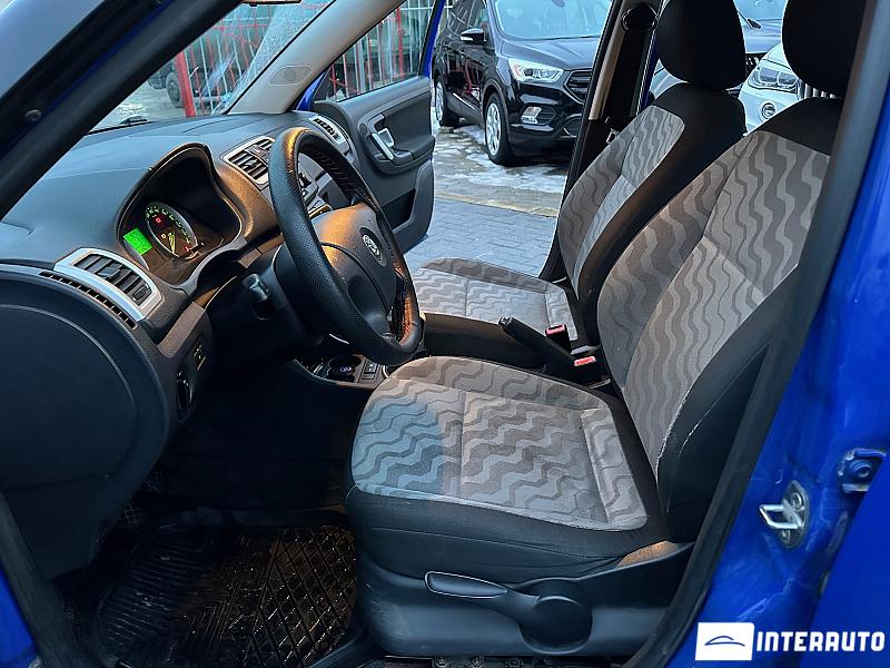 Skoda Fabia 5 skoda fabia 2009