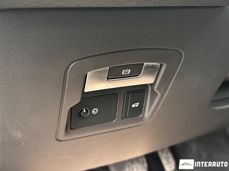 Land Rover Range Rover Velar 16 land rover range rover velar 2018