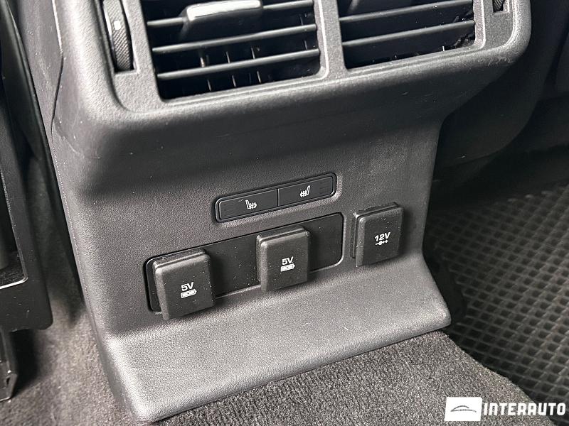 Land Rover Range Rover Velar 14 land rover range rover velar 2018