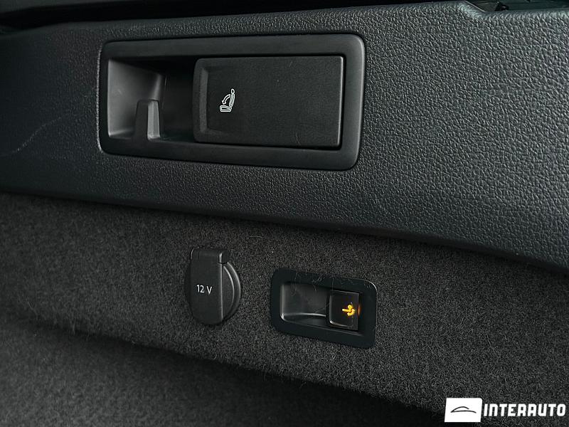 Volkswagen Passat GTE 27 volkswagen passat gte 2015