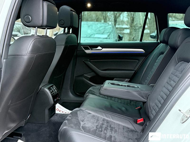 Volkswagen Passat GTE 22 volkswagen passat gte 2015