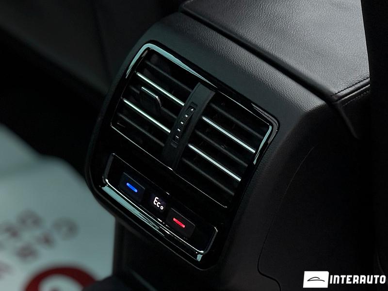 Volkswagen Passat GTE 26 volkswagen passat gte 2015