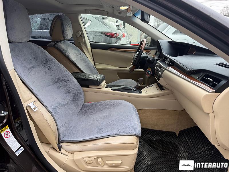 Lexus ES 300h 17 lexus es 300h 2012