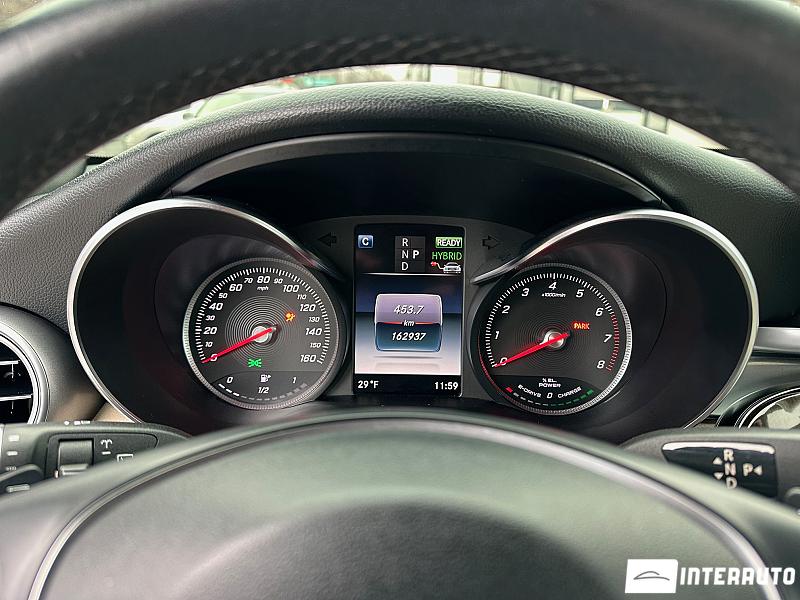 Mercedes GLC 350e 9 mercedes glc 350e 2018