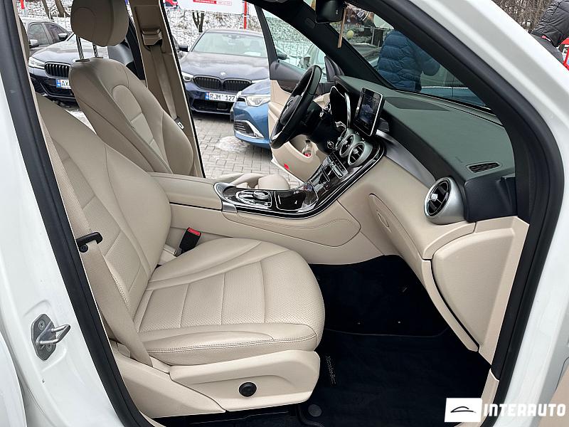 Mercedes GLC 350e 6 mercedes glc 350e 2018