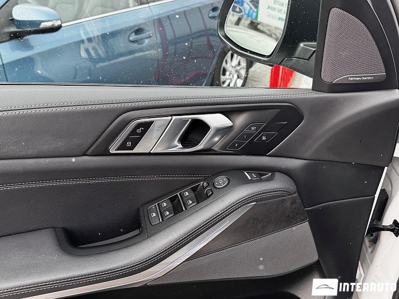 BMW X5 4.0i 22 bmw x5 4.0i 2023