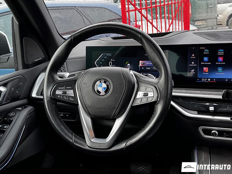 BMW X5 4.0i 8 bmw x5 4.0i 2023