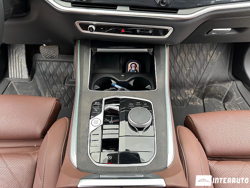 BMW X5 4.0i 16 bmw x5 4.0i 2024