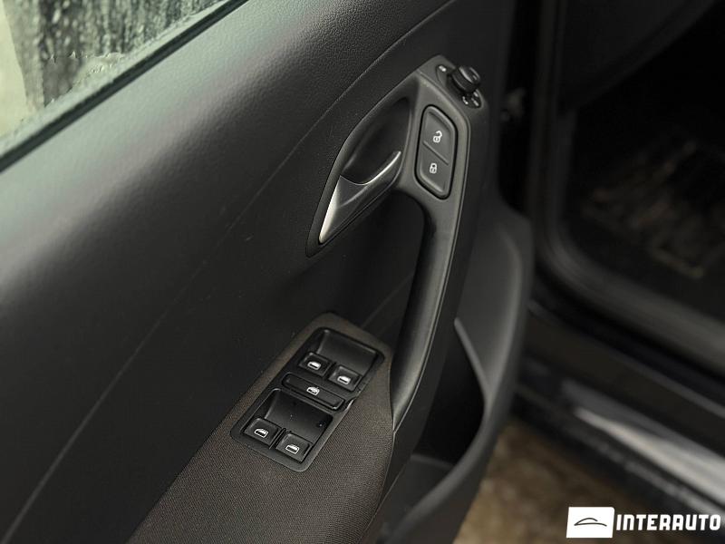 Volkswagen Polo 16 volkswagen polo 2016