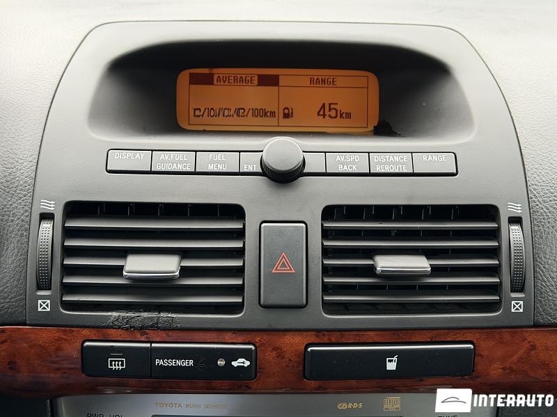 Toyota Avensis 12 toyota avensis 2005