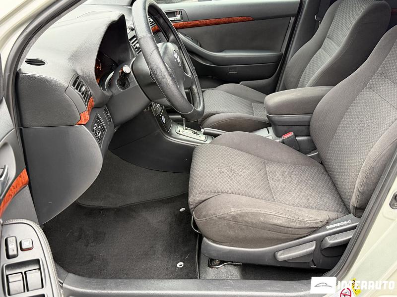 Toyota Avensis 7 toyota avensis 2005