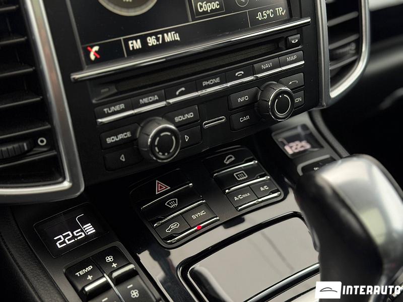 Porsche Cayenne S Hybrid 11 porsche cayenne s hybrid 2016