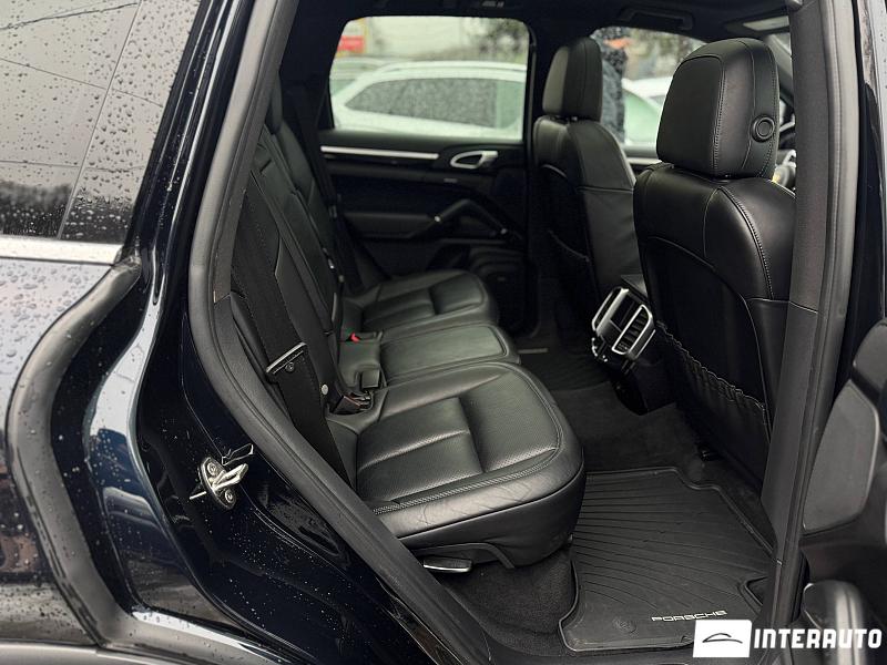 Porsche Cayenne S Hybrid 16 porsche cayenne s hybrid 2016