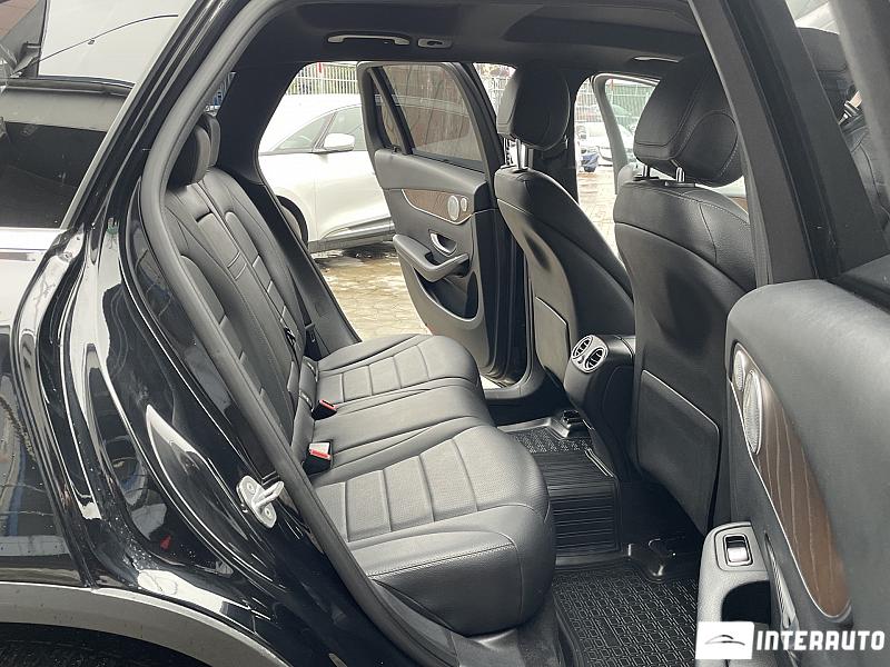 Mercedes GLC 350e 19 mercedes glc 350e 2019