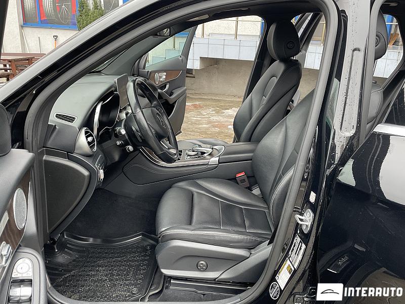 Mercedes GLC 350e 8 mercedes glc 350e 2019