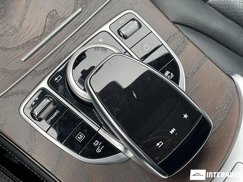 Mercedes GLC 350e 17 mercedes glc 350e 2019