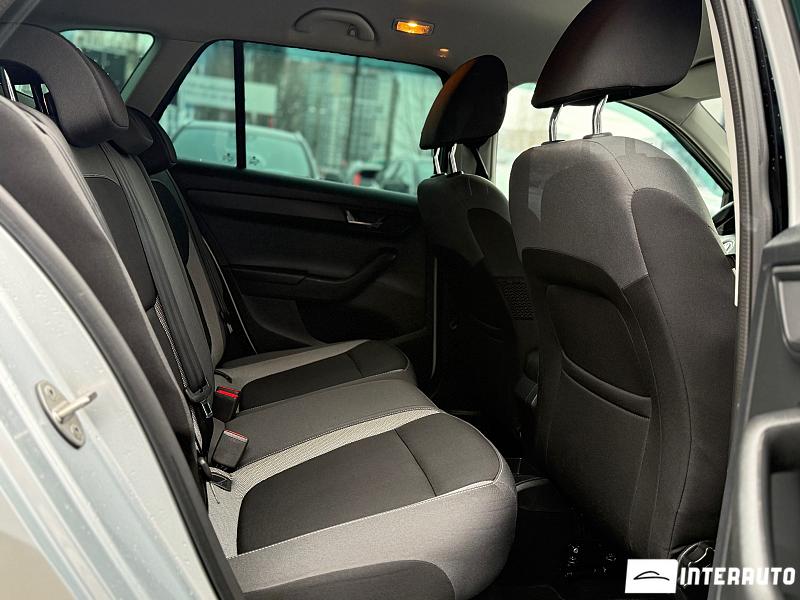 Skoda Fabia 16 skoda fabia 2015