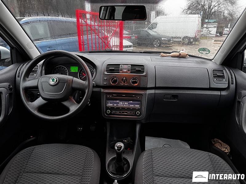 Skoda Fabia 8 skoda fabia 2012