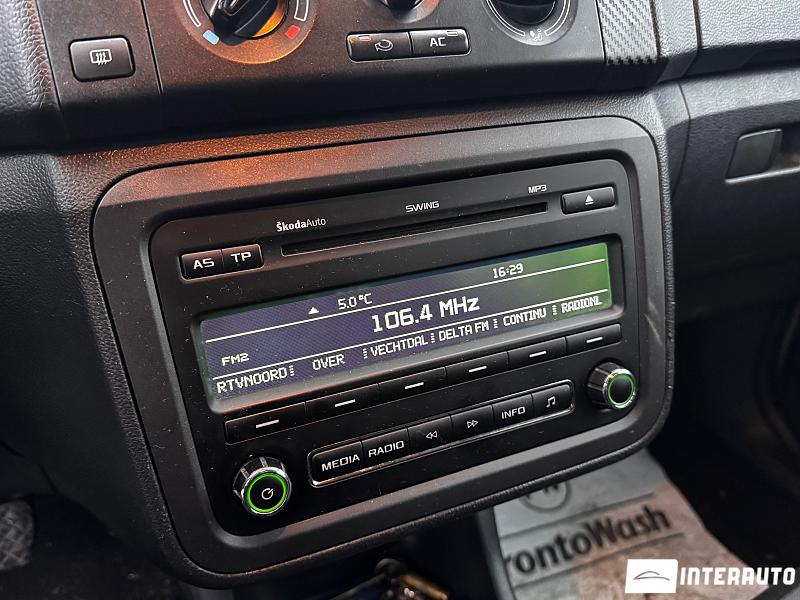 Skoda Fabia 10 skoda fabia 2012