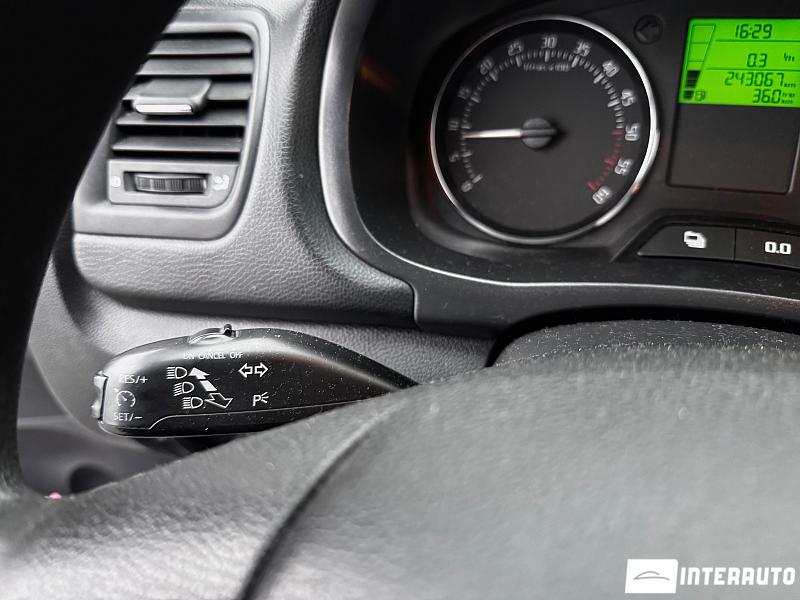 Skoda Fabia 12 skoda fabia 2012