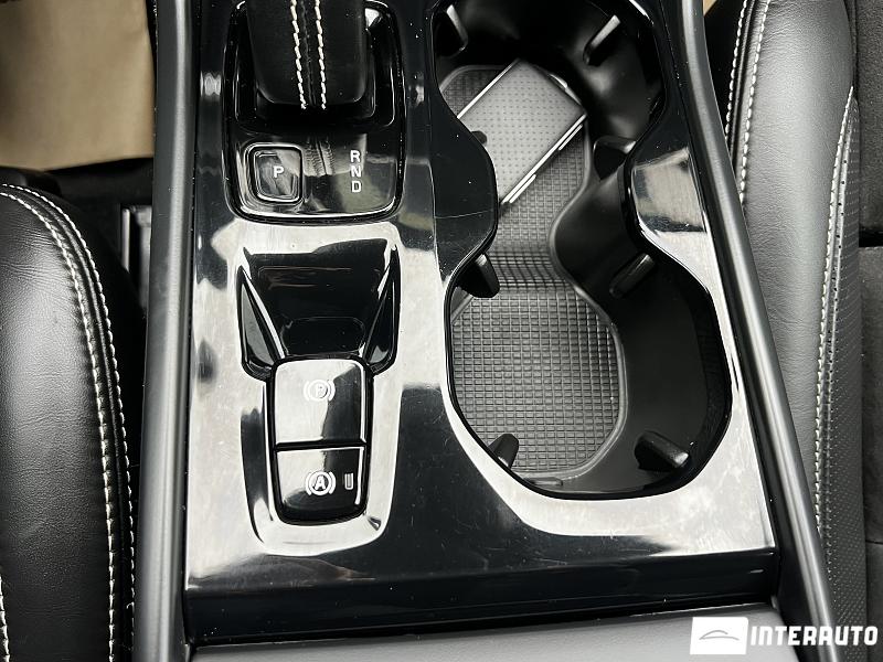 Volvo XC 40 15 volvo xc 40 2018