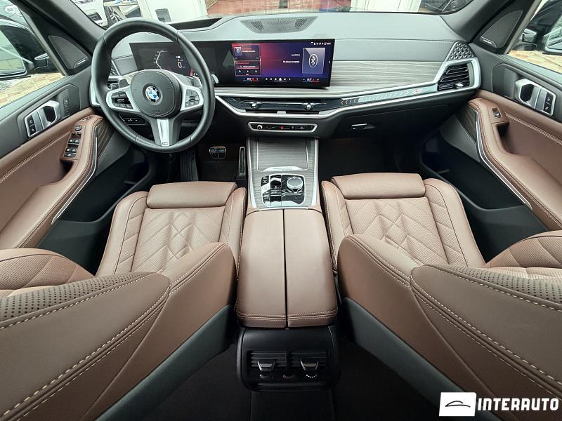 BMW X5 4.0i 10 bmw x5 4.0i 2025