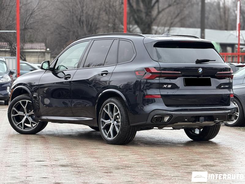 BMW X5 4.0i 3 bmw x5 4.0i 2025