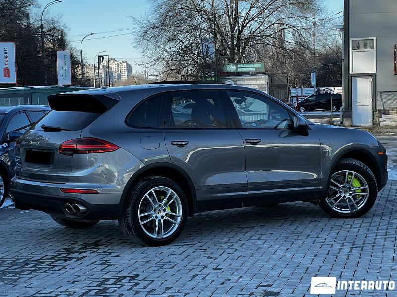 Porsche Cayenne S Hybrid 4 porsche cayenne s hybrid 2016