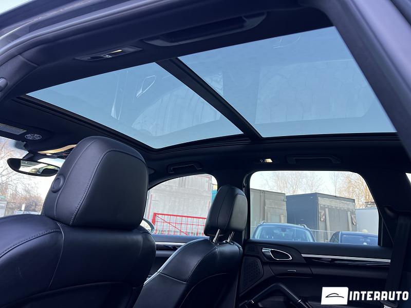 Porsche Cayenne S Hybrid 10 porsche cayenne s hybrid 2016