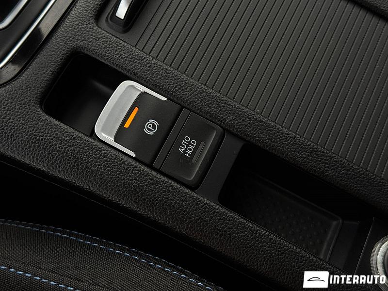 Volkswagen Passat GTE 13 volkswagen passat gte 2015