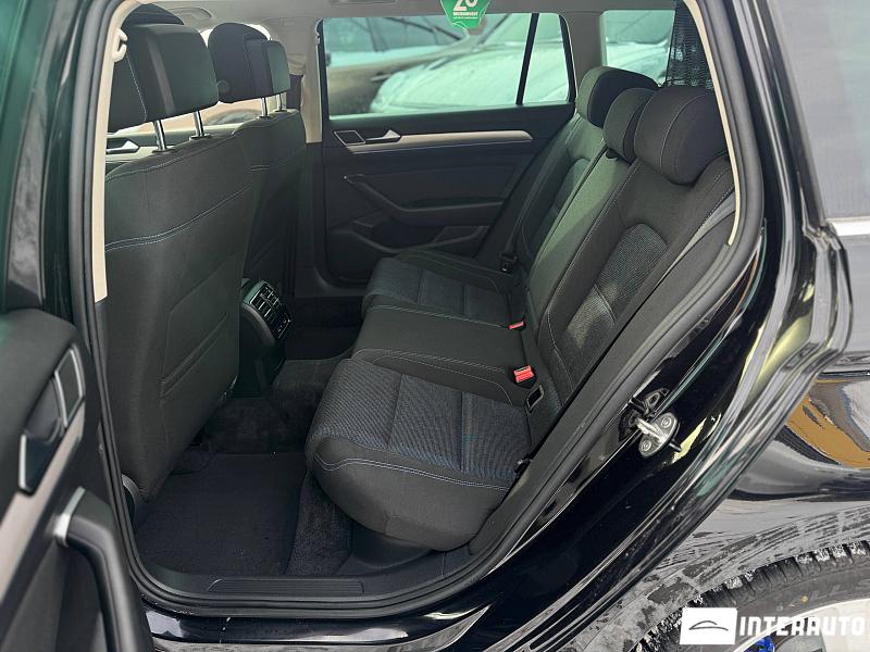 Volkswagen Passat GTE 14 volkswagen passat gte 2015