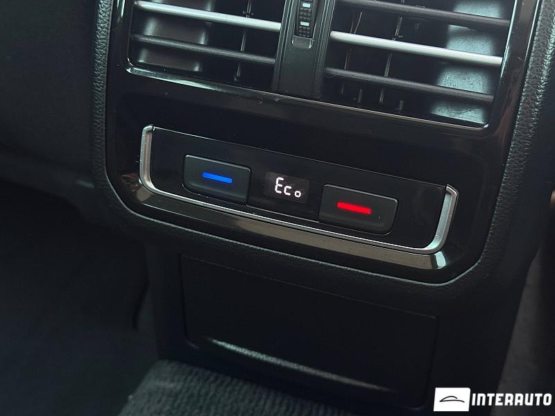 Volkswagen Passat GTE 15 volkswagen passat gte 2015