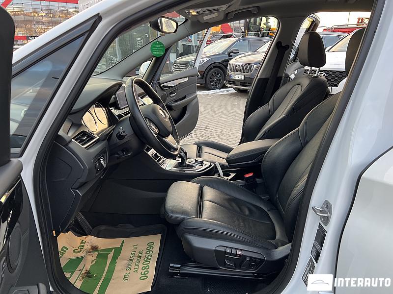 BMW 216d 5 bmw 216d 2020