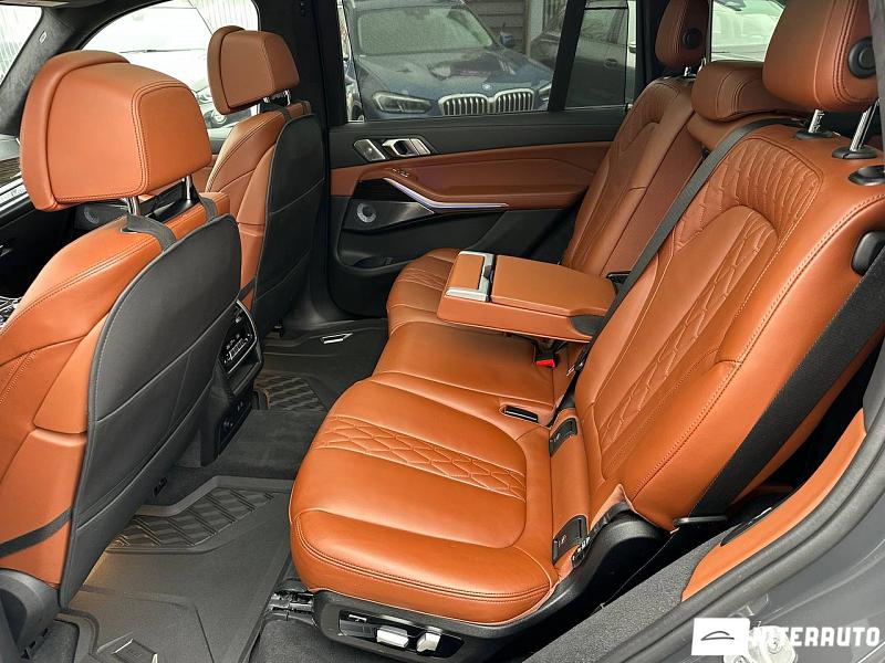 BMW X7 4.0i 25 bmw x7 4.0i 2023