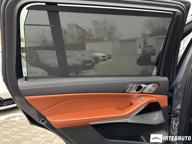 BMW X7 4.0i 22 bmw x7 4.0i 2023