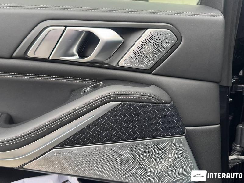 BMW X5 4.0i 23 bmw x5 4.0i 2021