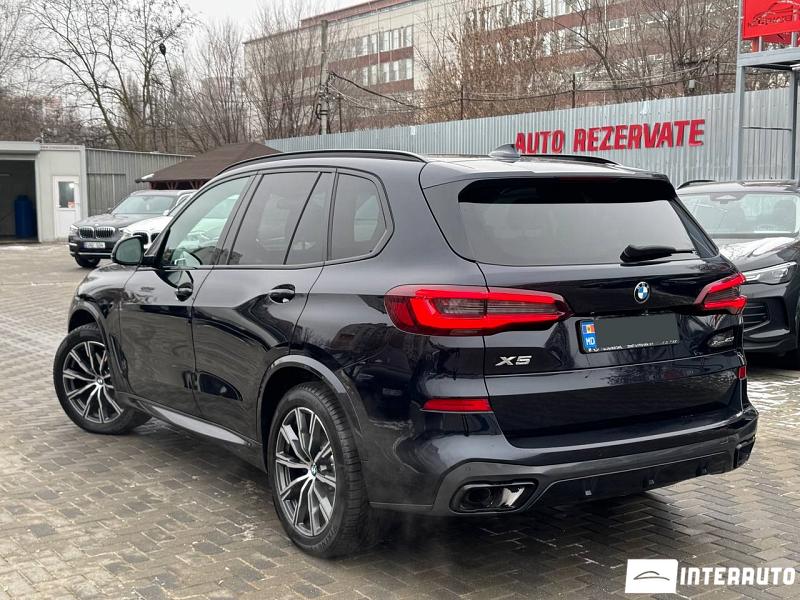 BMW X5 4.0i 4 bmw x5 4.0i 2021