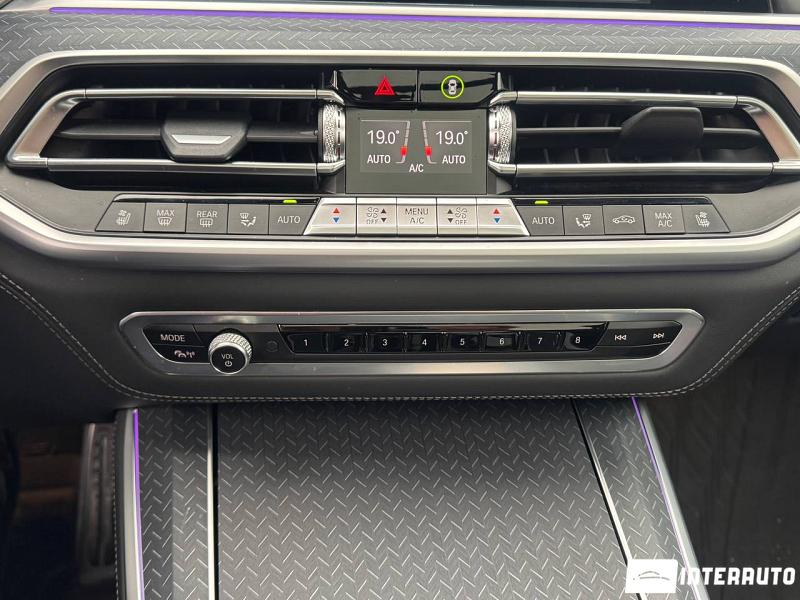 BMW X5 4.0i 18 bmw x5 4.0i 2021