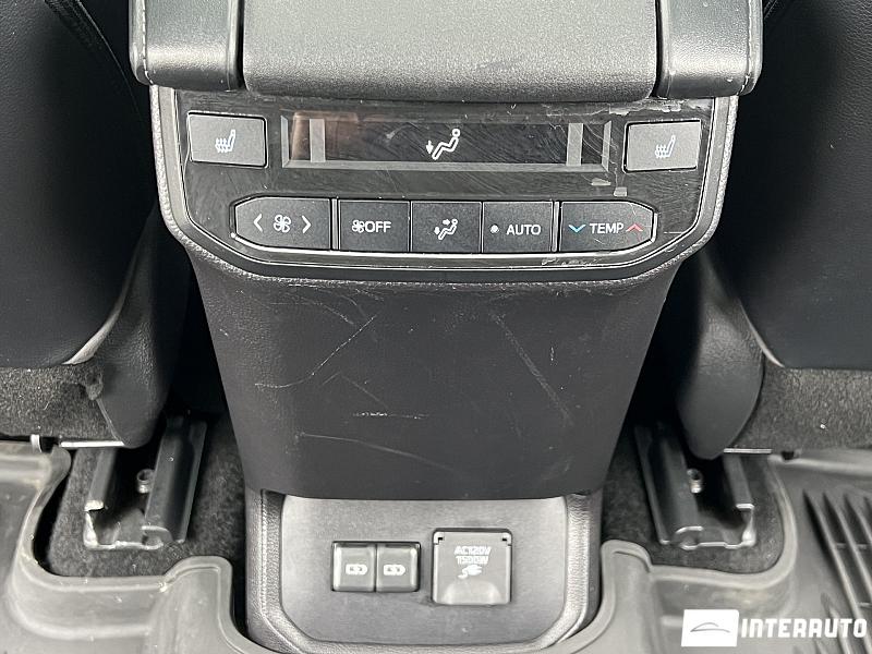 Toyota Highlander 15 toyota highlander 2022