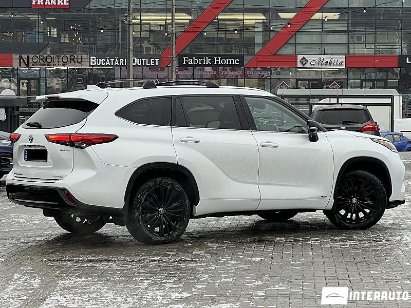 Toyota Highlander 3 toyota highlander 2022